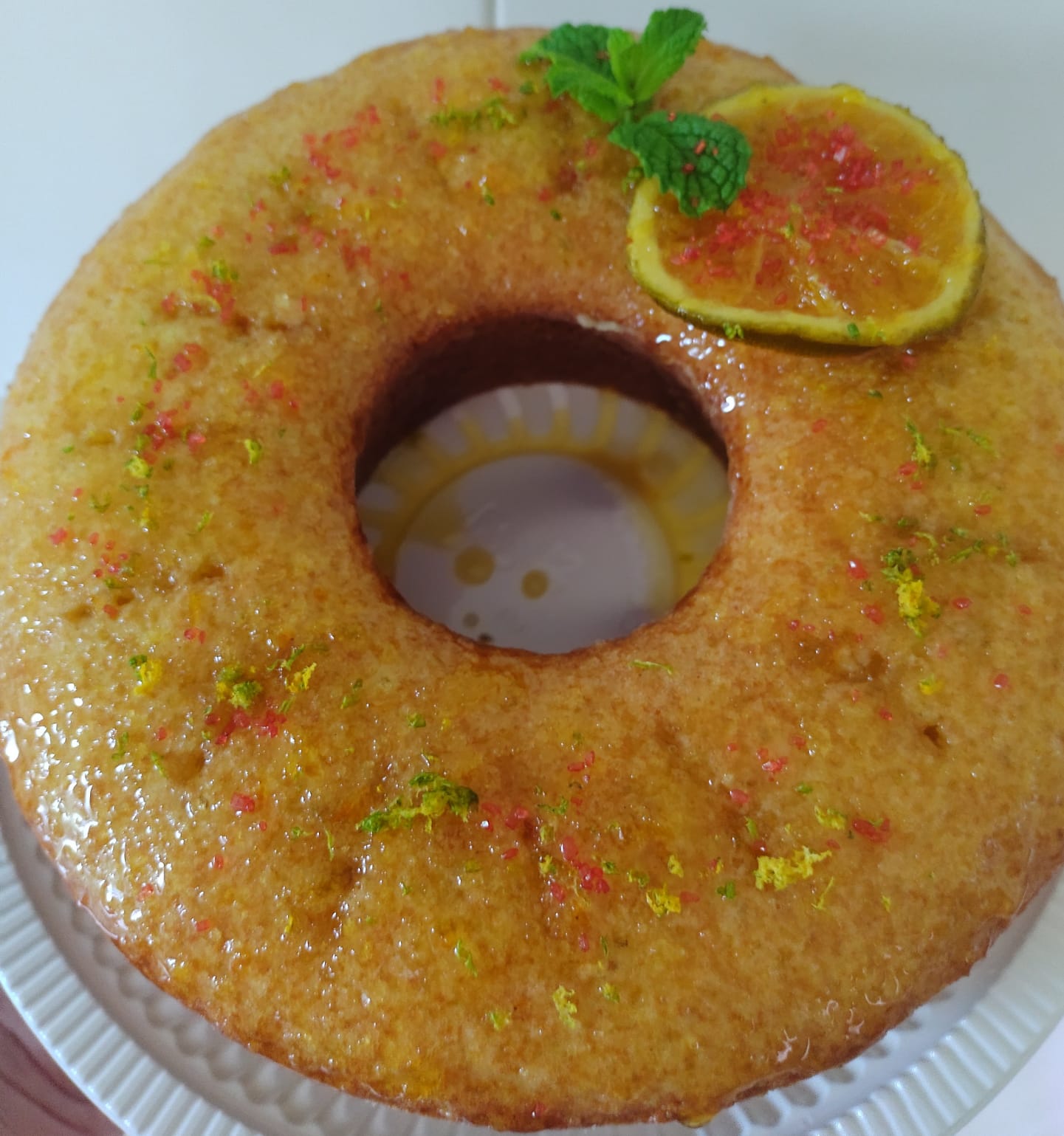 Bolo de Laranja com Calda de Laranja